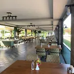 Oezkum Park Hotel