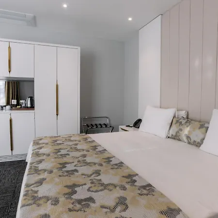 Oezkum Tesisleri 4* 사판자