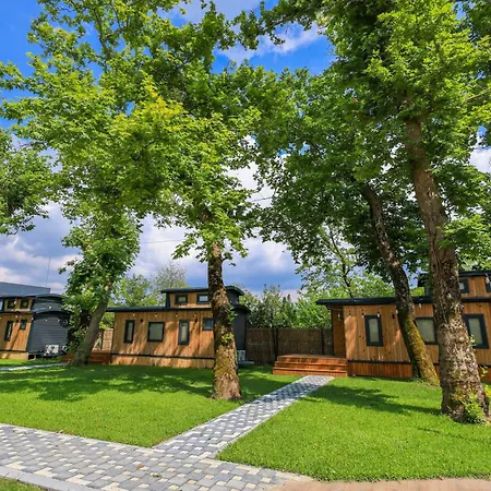 Oezkum Park Hotel 4*