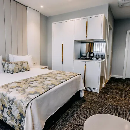 Oezkum Tesisleri 4* 사판자