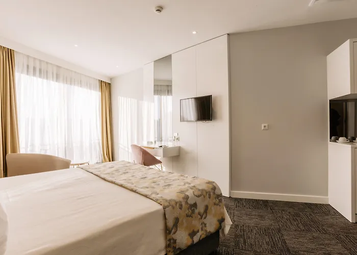 özkum Park Otel 4*
